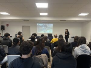 Studenti in visita al Gruppo Grazioli per il PMI Day 2025, iniziativa nazionale di Confindustria Brescia dedicata alle piccole e medie imprese.